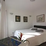 Aurora Apartment