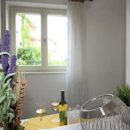 Aurora Apartment *
