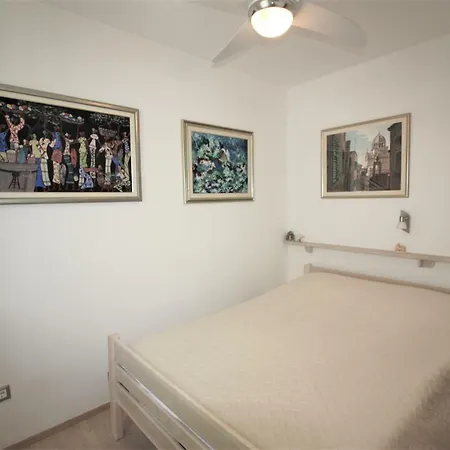Apartment Aurora *